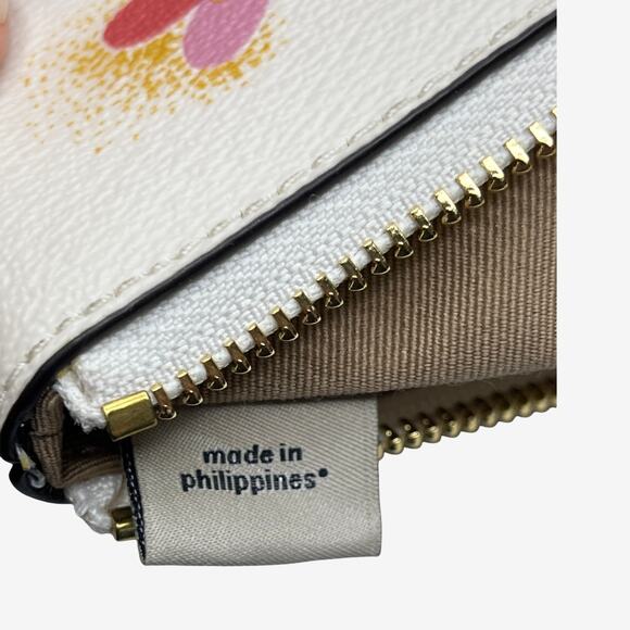 Coach Floral Print Corner Zip Wristlet In Ivory Leather With Pink Flowers - Picture 4 of 13